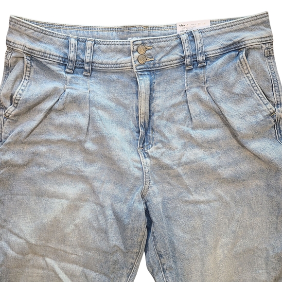 Sonoma Relaxed Pleated Front Jeans 16 NWT Light Wash High Rise Straight Leg - Picture 5 of 8